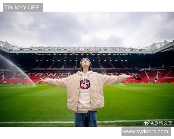 鹿汗足球明星赛盛况空前球迷齐聚共庆足球盛宴